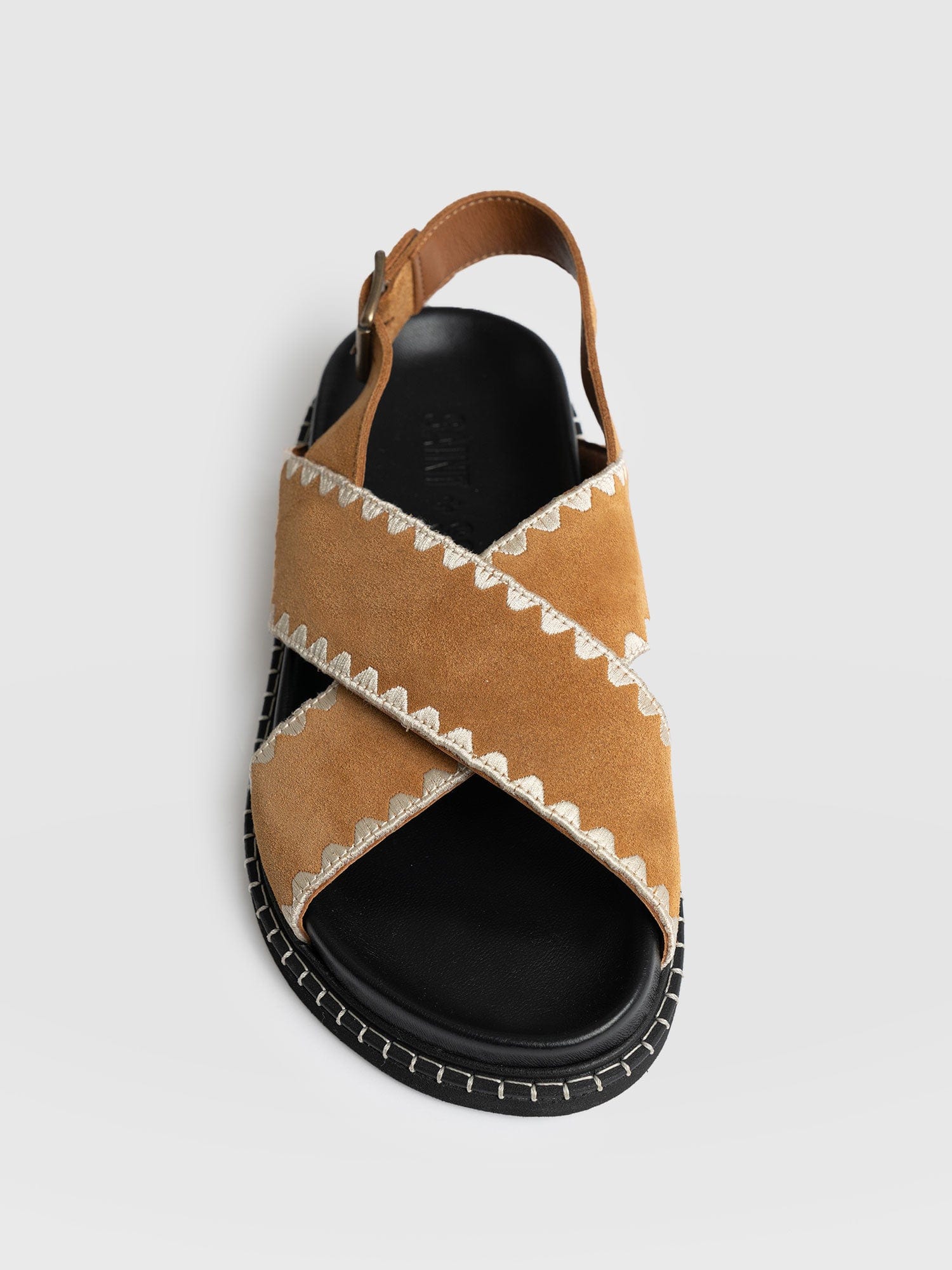 Bonnie Cross Over Sandals - Tan - Women's Shoes | Saint + Sofia® EU